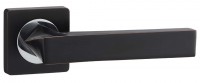  Ручка дверная Vantage V04 Дверная ручка на квадратной накладке Вантаж V04 в цветах Чёрная с патиной и Матовый никель.