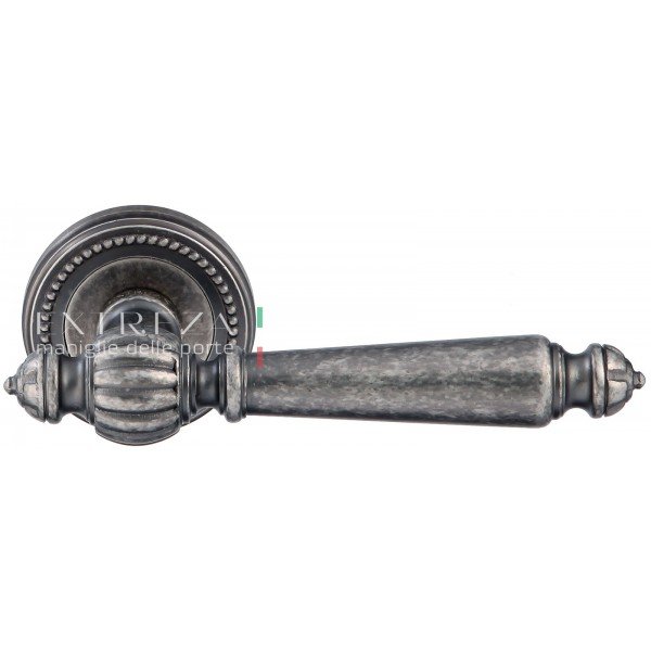 Дверная ручка EXTREZA DANIEL 308 R03 F45 Античное серебро 
