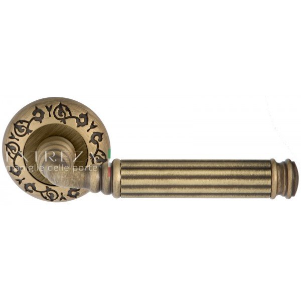 Дверная ручка EXTREZA BENITO 307 R04 F03 матовая бронза 