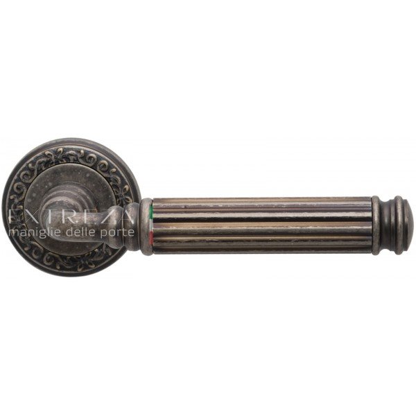 Дверная ручка EXTREZA BENITO 307 R06 F45 Античное серебро 